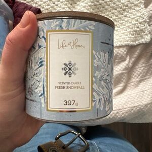 Life at Home Fresh Snowfall Scented Candle - Light Blue